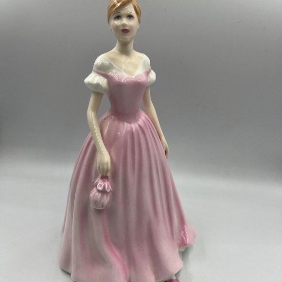 ROYAL DOULTON Large 22.2cm Figurine "Love Of Life" HN 4529 - Picture 1 of 9